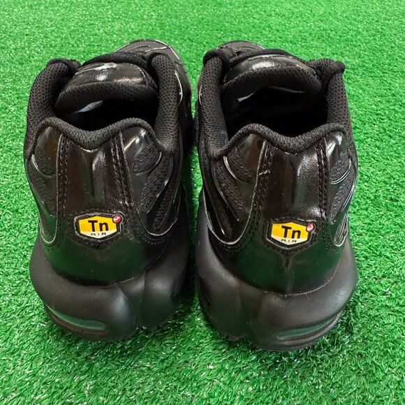 Nike Air Max Plus Tn Black Mens 604133-050 VNDS Sz 7 / WMNS Sz 8.5 main image 7
